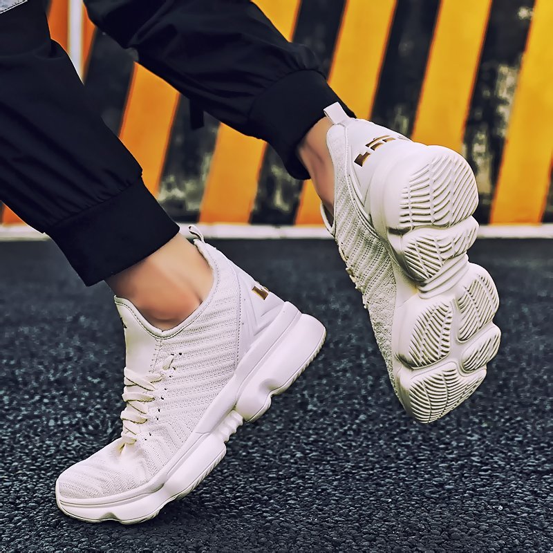Breathable Large Size Sneakers With Flying Mesh